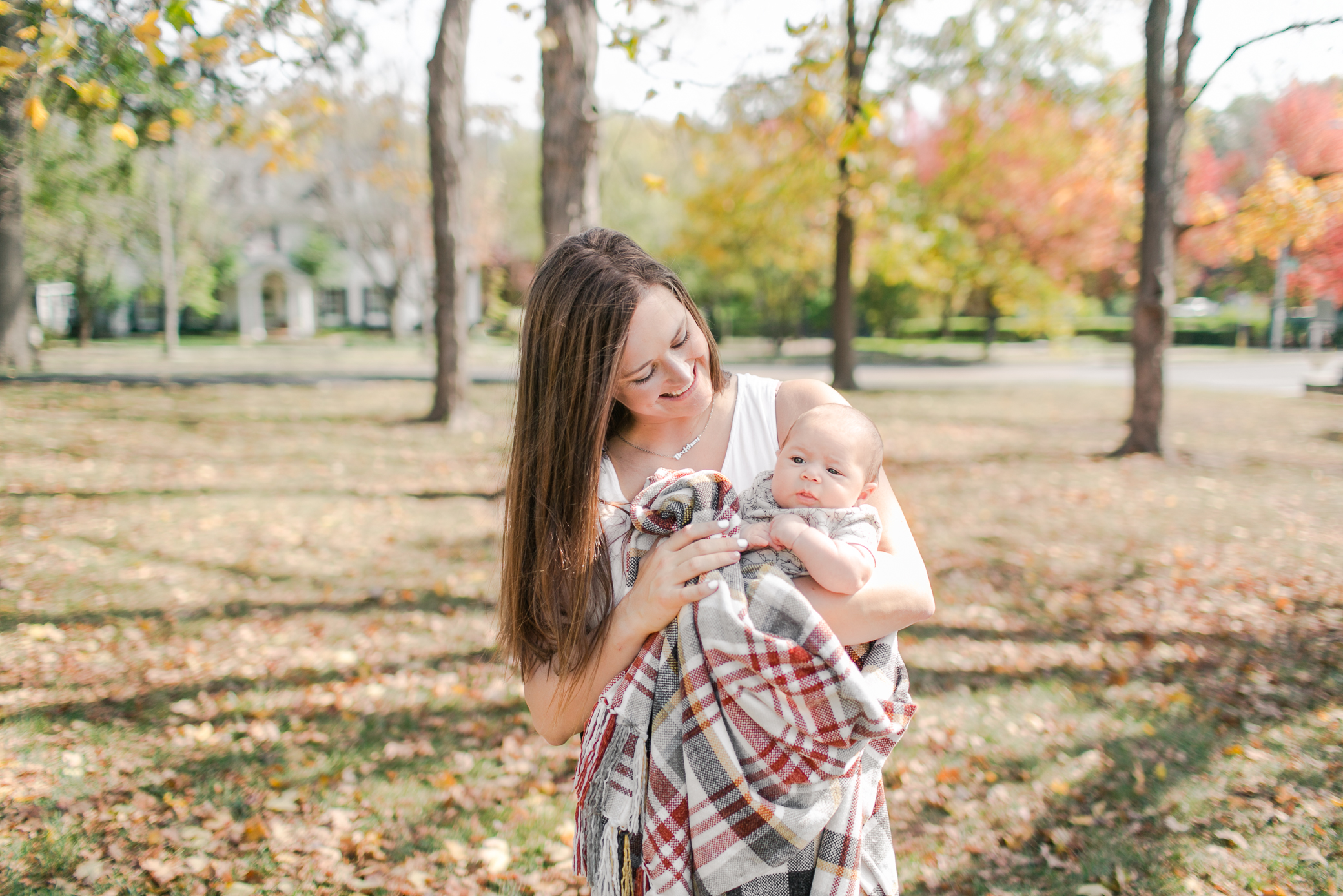 Kansas-City-Newborn-Photographer-Outdoor-Newborn-Session-Alissa-Bird-Portraits