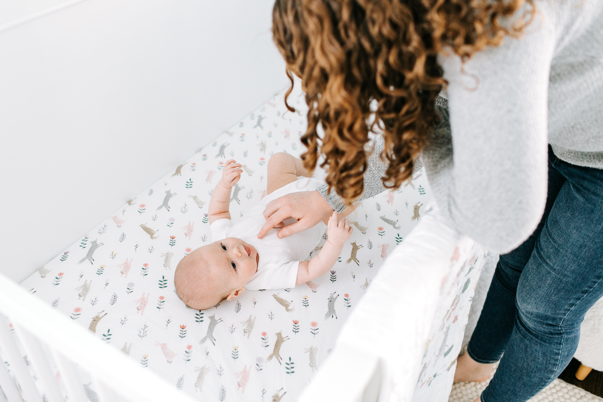 Kansas-City-Newborn-Photography-In-Home-Lifestyle-Newborn-Session-Alissa-Bird-Portraits-10